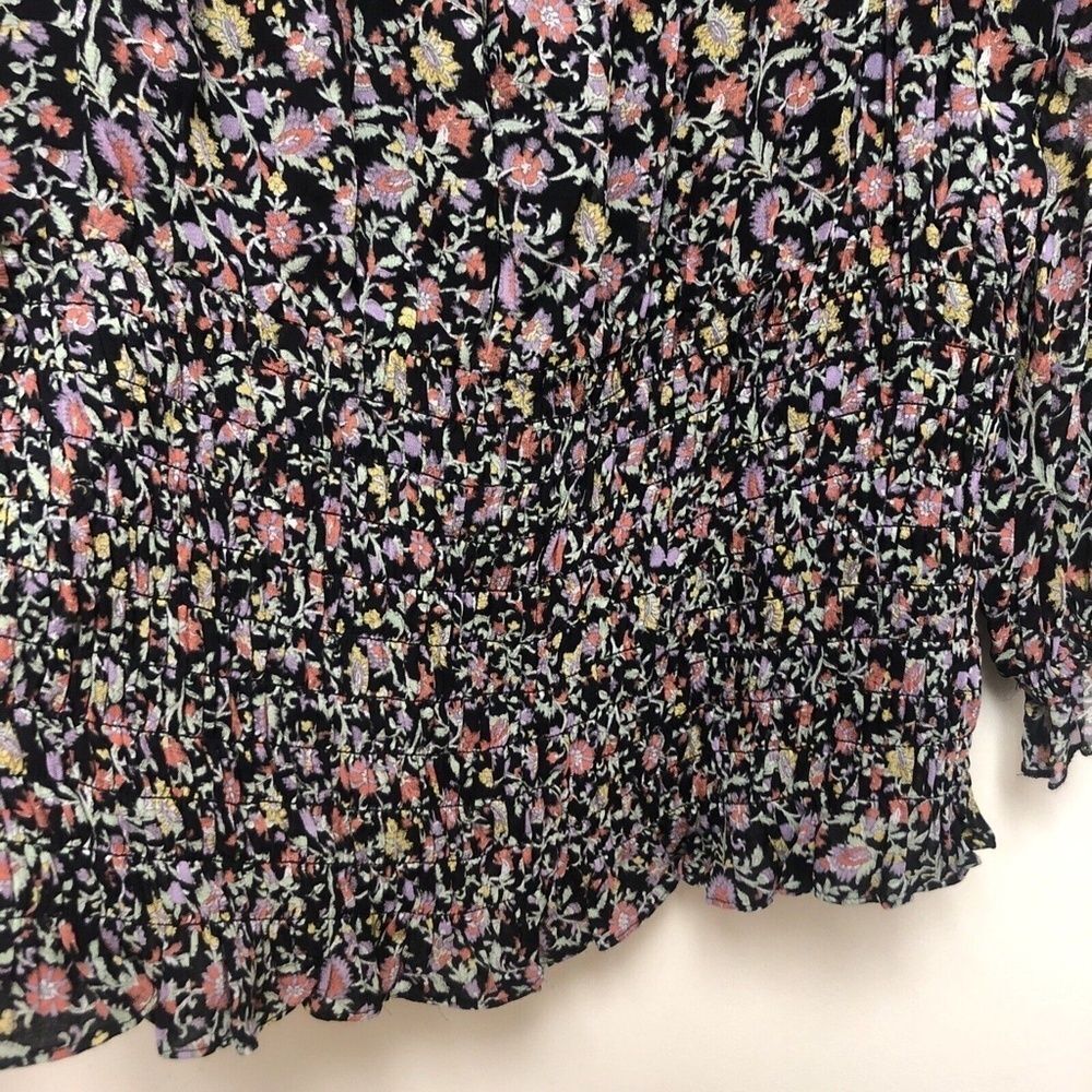 By Anthropologie Lucia Off Shoulder Floral Smocked Top Size Large Black - Picture 2 of 6